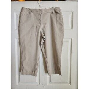 Chicos Fabulously Slimming Capri Pants Womens 2 Beige Khaki Stretch Straight